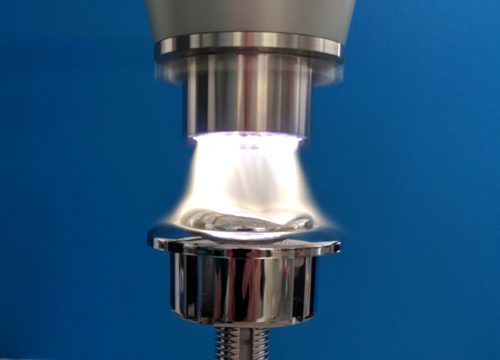 3DT's PlasmaDyne Pro plasma discharge.